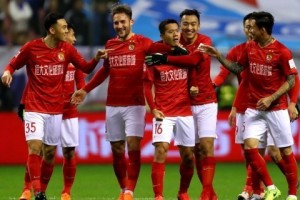  法兰克福双线作战承压，轮换阵容仍取宝贵平局