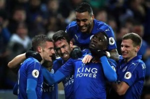  利物浦旧将传射建功，莱斯特城爆冷终结红军不败  