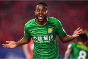  法国国脚租借回归老东家救主  