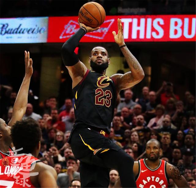  兰斯青年军异军突起，快速反击战术打穿老牌豪门